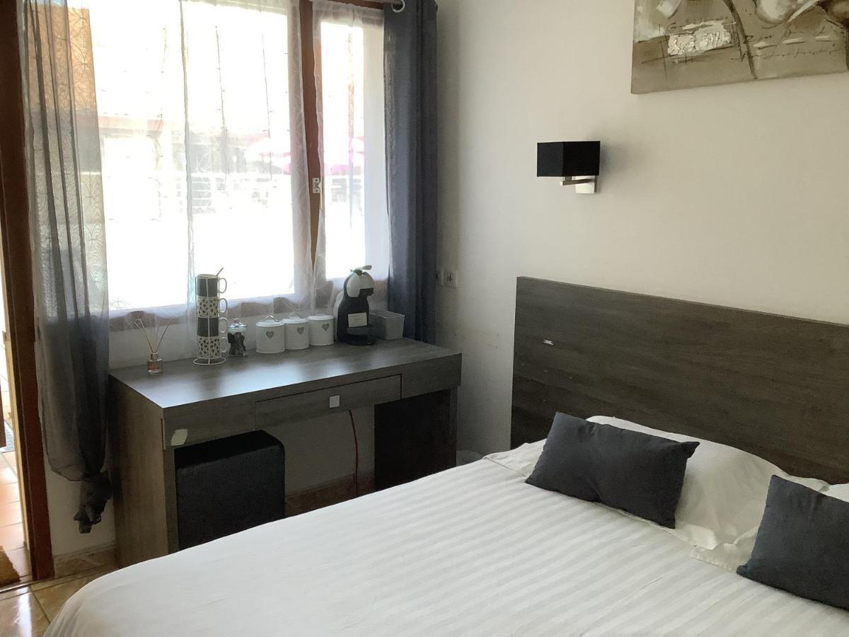 La Dolce Farniente Bed & Breakfast Biaudos Bagian luar foto